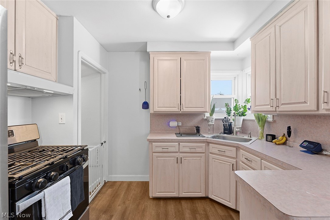 H A Stahl Props Cos Ridgewood - Residential