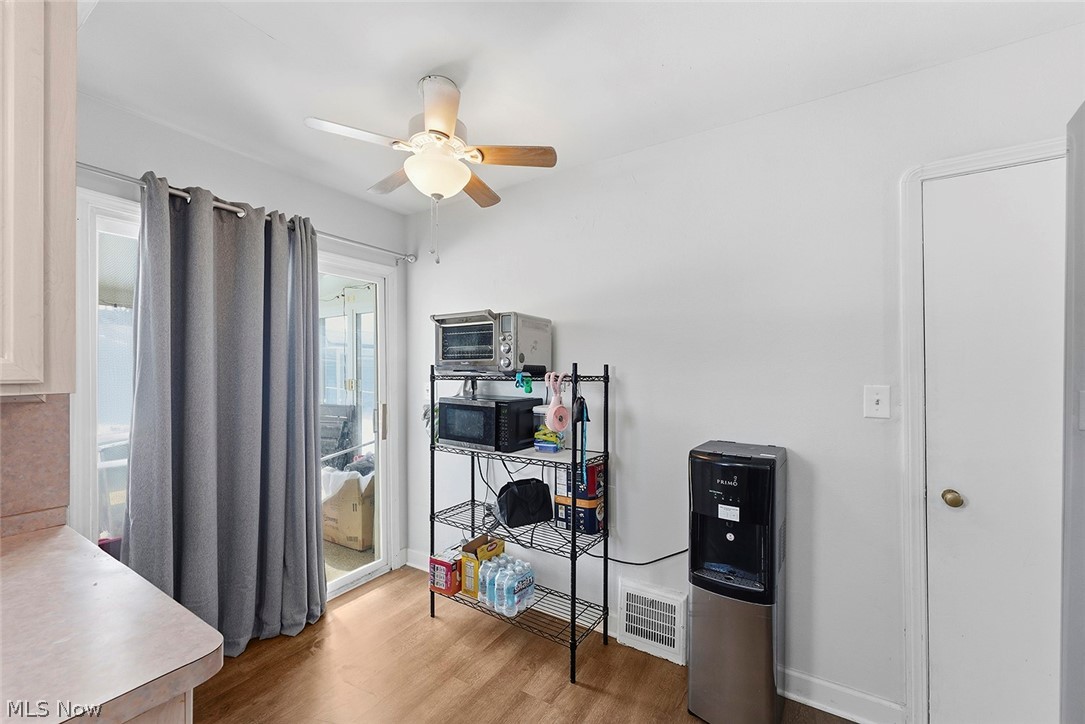 H A Stahl Props Cos Ridgewood - Residential