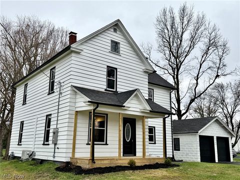 Homes For Sale - 559 Jackson Street<br/> Trumbull County, Hubbard, OH 44425