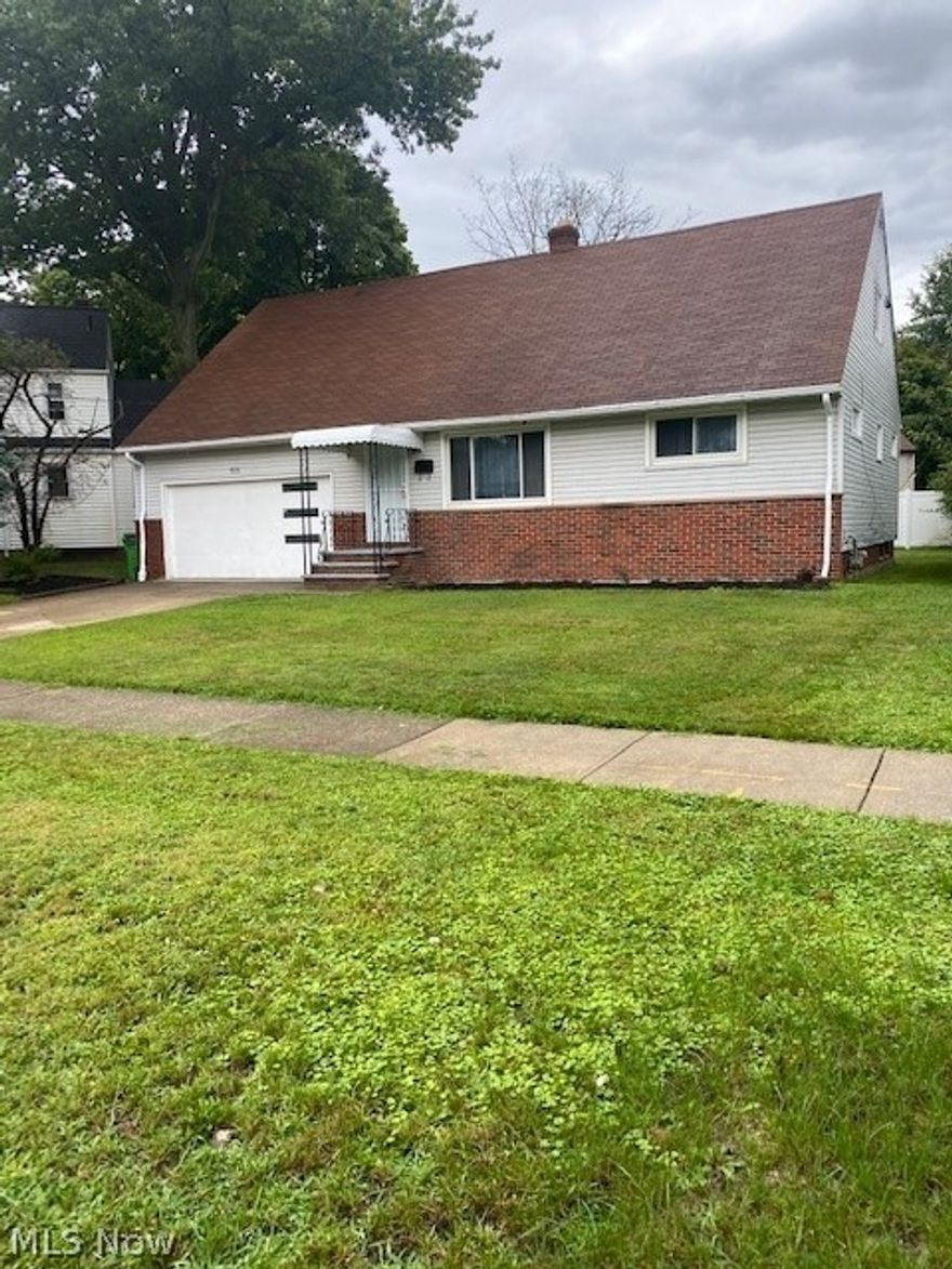 WOW 4 bedrooms, 2 full bathrooms, 2 car attached garage, central air!!!
This spacious Cape Cod features master suite with full bathroom, newer central air, newer replacement windows throughout the home, two car attached garage 
 and a huge finished basement.  Bathrooms have been updated; upstairs bedrooms have new carpet.  Laminate floors throughout 1st floor. All you have to do is move in!

1-year home warranty from APHW.