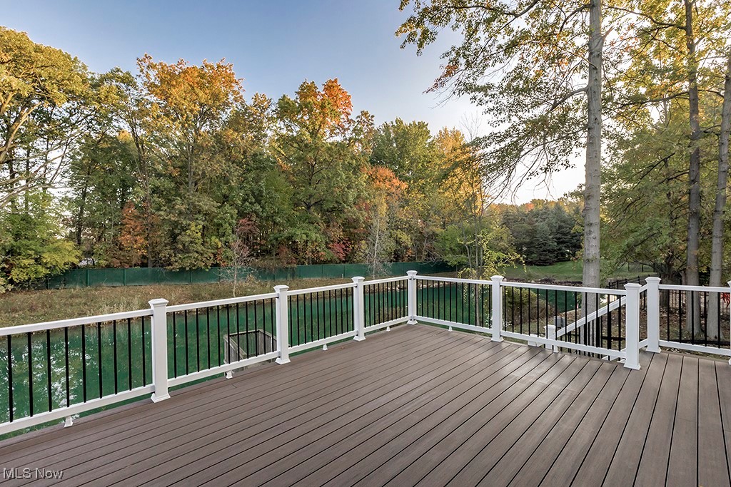 29549 N Hilltop Road