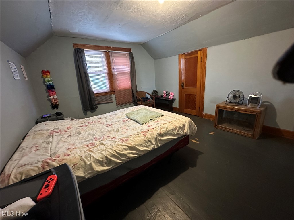 3202 Hillcrest Avenue, Cleveland, Ohio image 18
