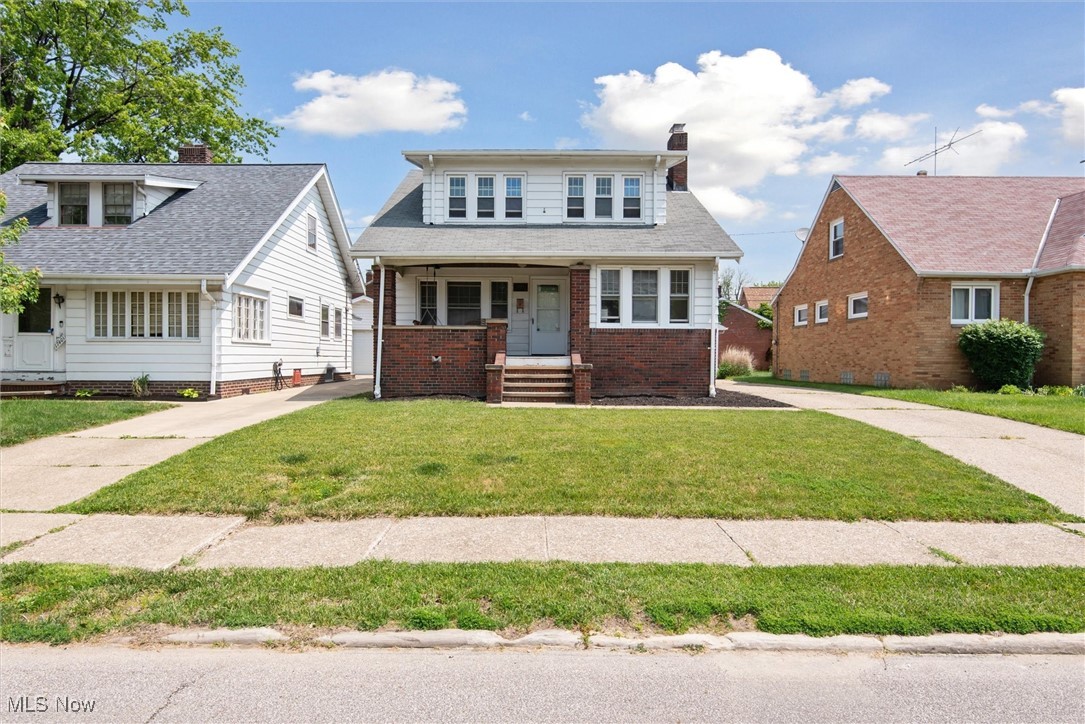 17409 Tarrymore Road, Cleveland, Ohio image 2