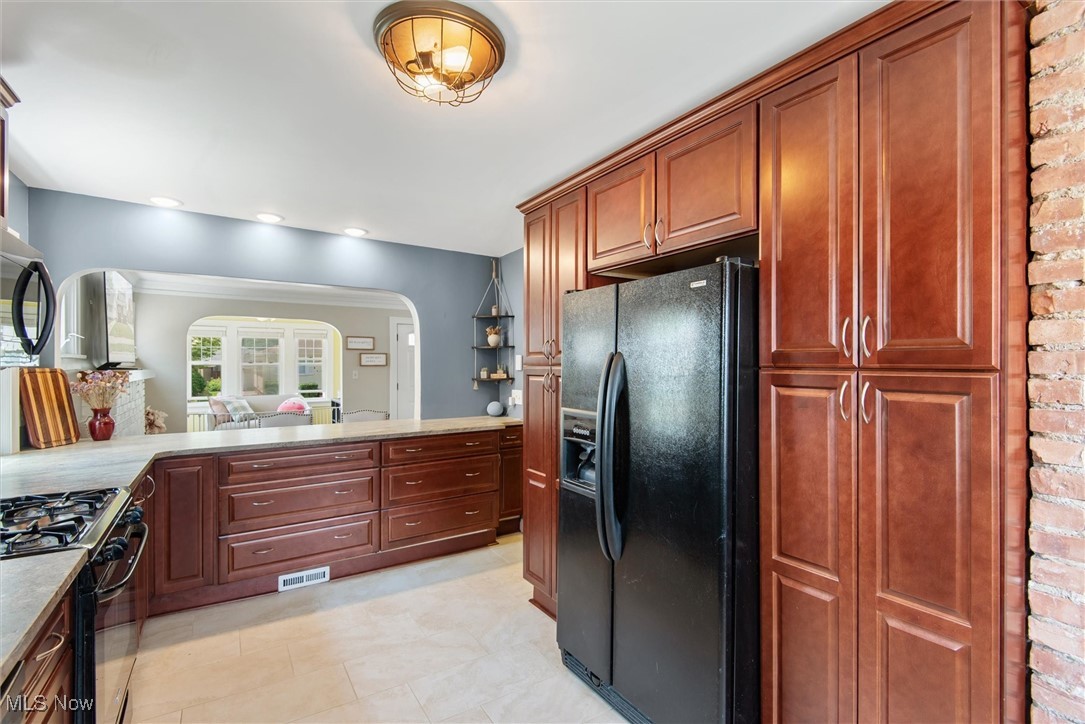 17409 Tarrymore Road, Cleveland, Ohio image 19