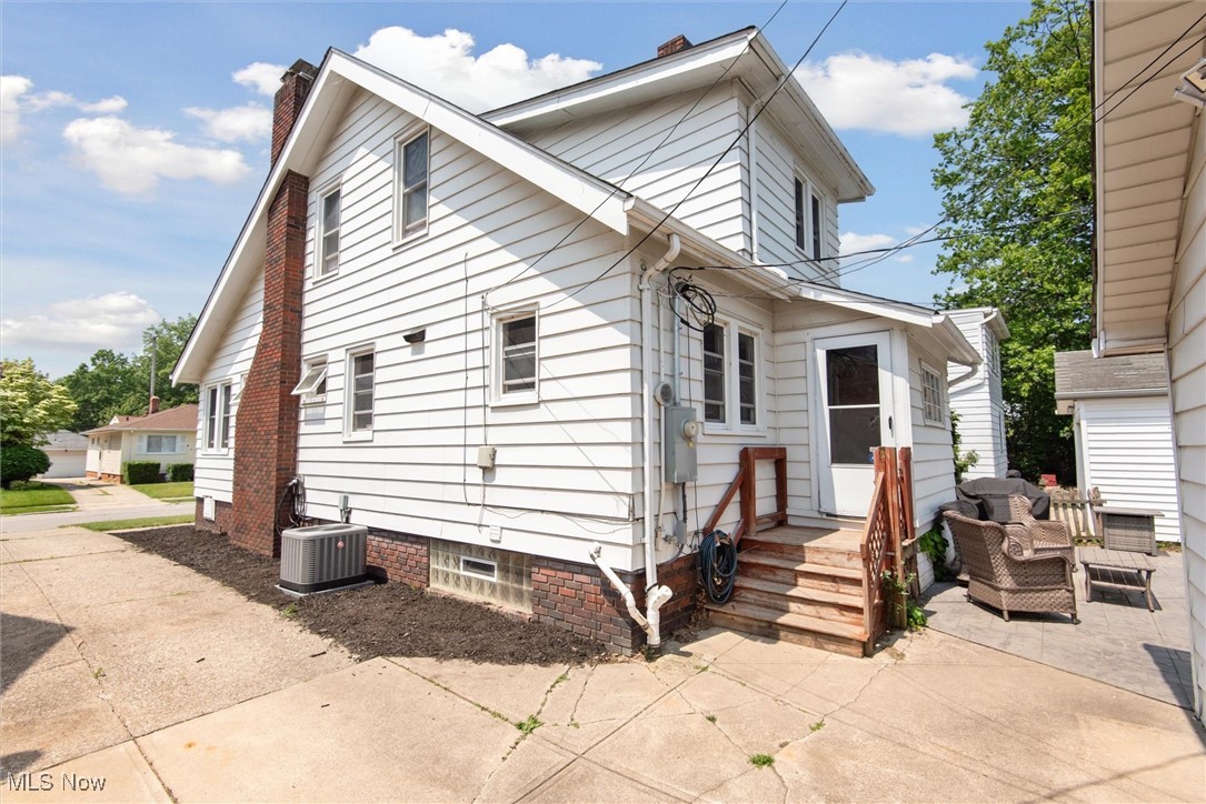17409 Tarrymore Road, Cleveland, Ohio image 38