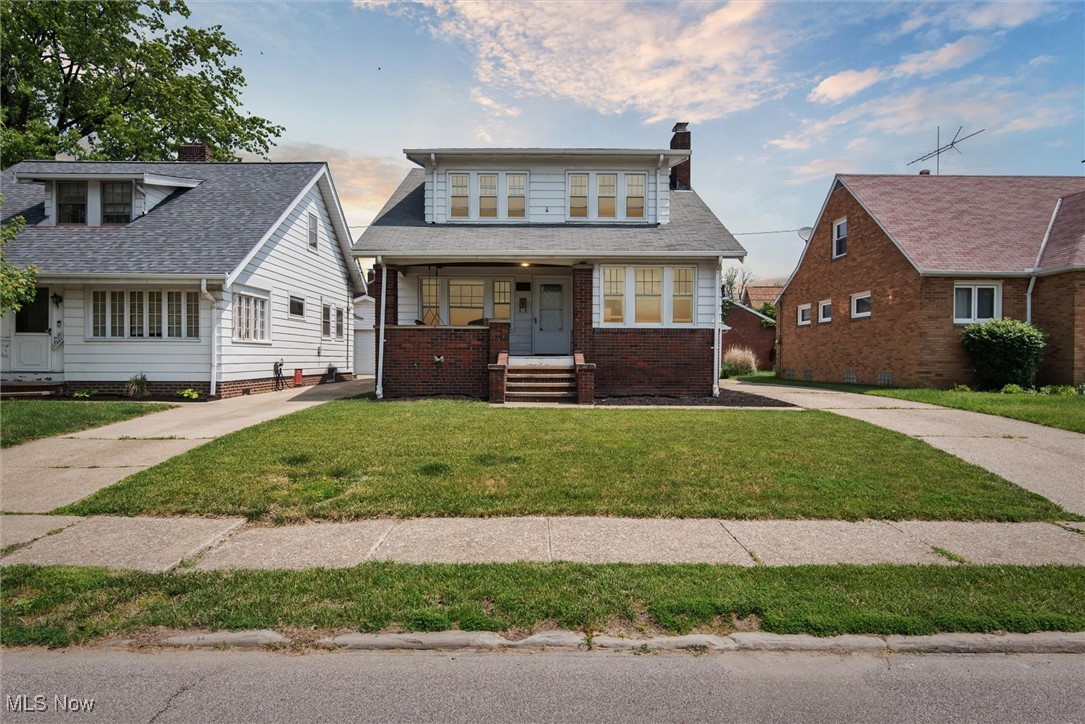17409 Tarrymore Road, Cleveland, Ohio image 1