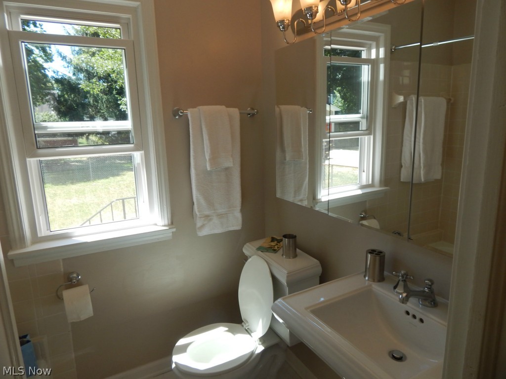 Leonard - Residential