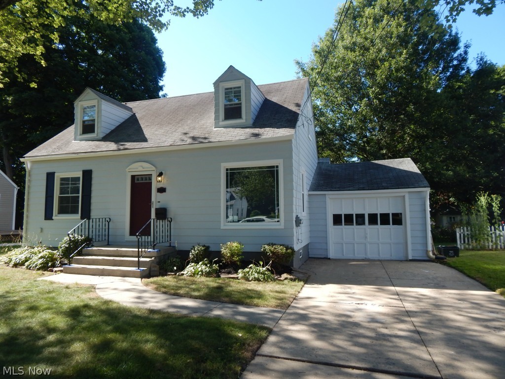 Spectacular Updated Cape conveniently located in Central Kent. Beautiful refinished hardwood floors, updated windows and State of the art
custom new kitchen. This large eat in area off kitchen overlooks rear private back yard. Partially fenced for children or pets. Well manicured yard features storage shed for all those extras. Full size basement, attached garage and freshly painted interior and exterior.
This home is sure to please the person looking to do nothing but just move in.