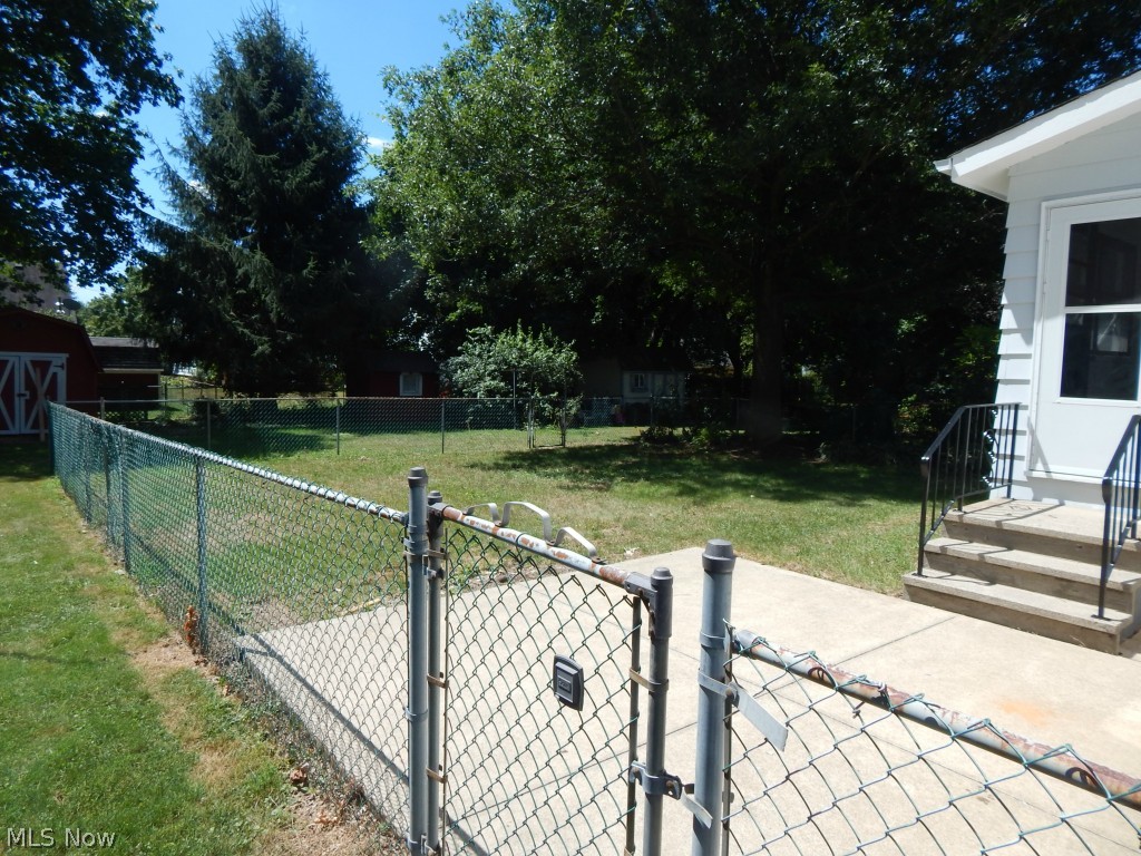 Leonard - Residential