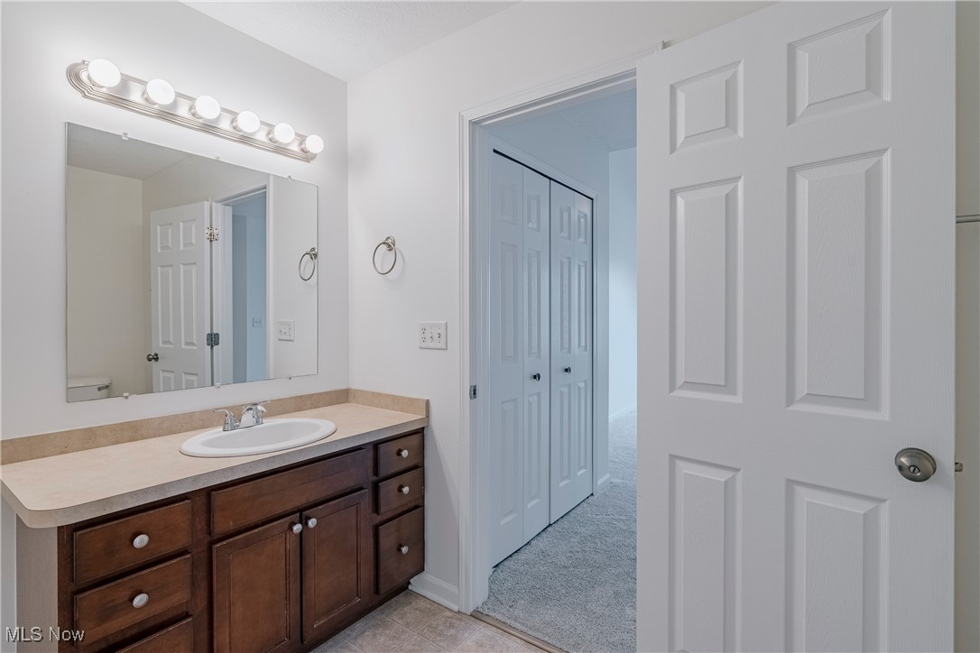 Creekside/Pleasant Lakes Condo - Residential