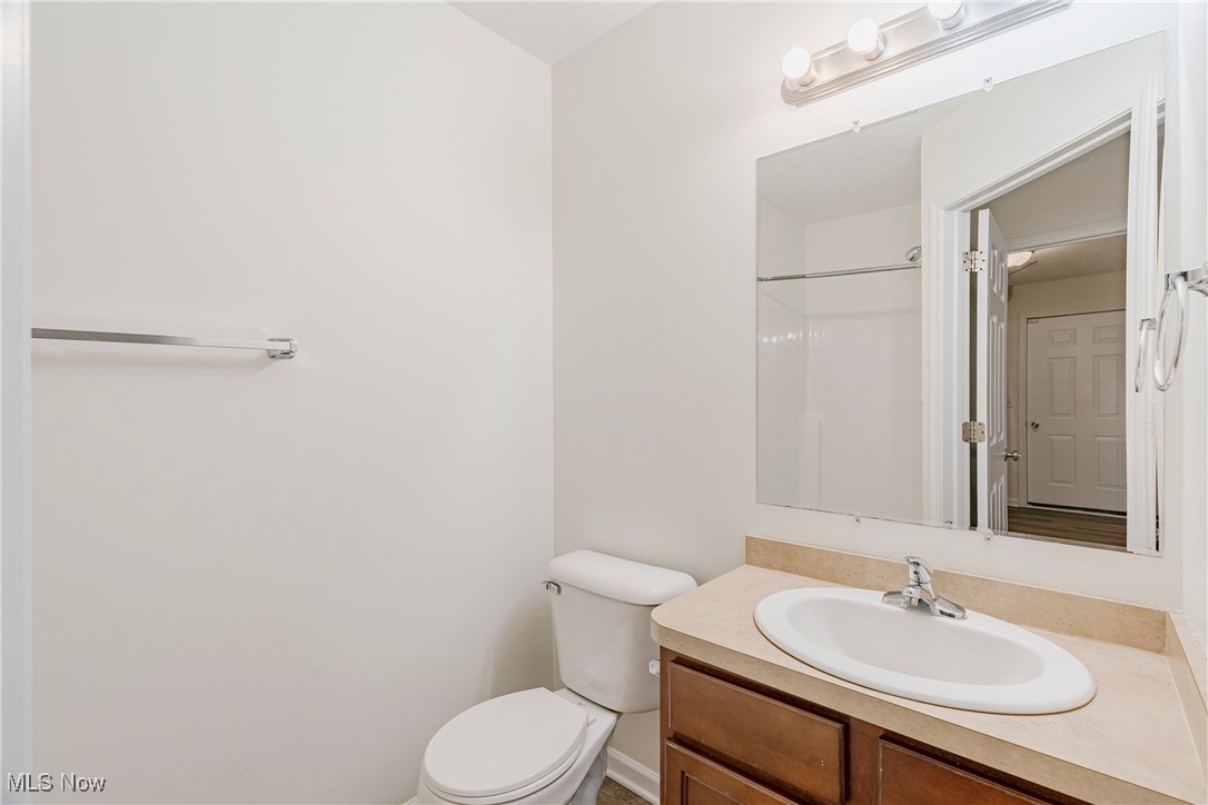 Creekside/Pleasant Lakes Condo - Residential