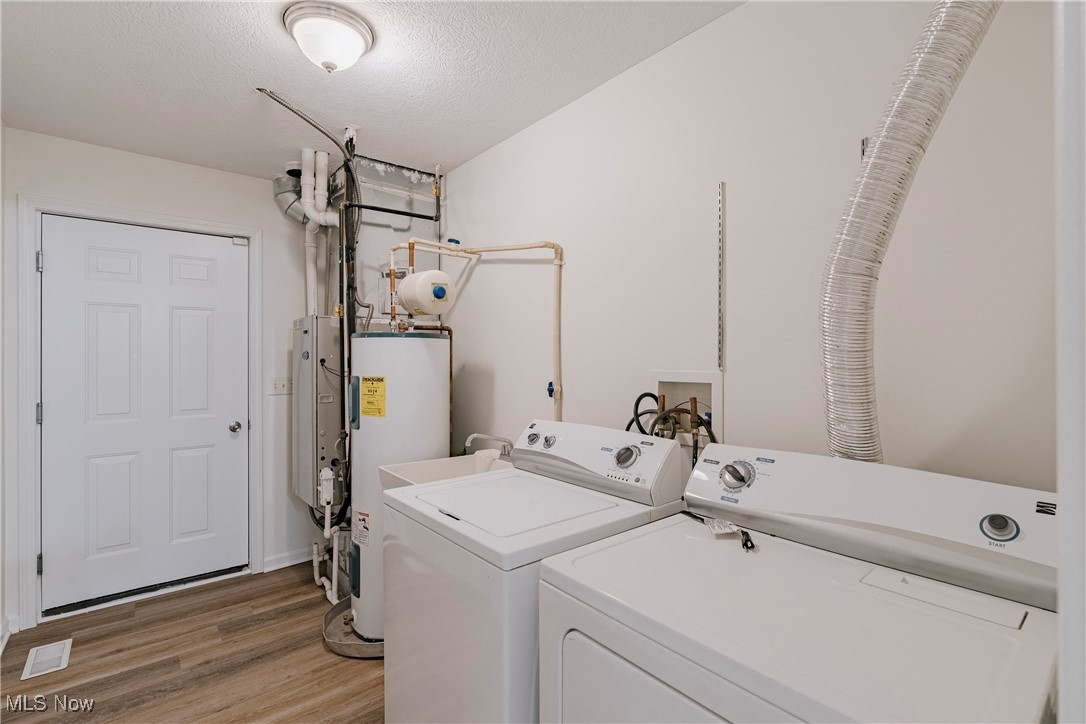 Creekside/Pleasant Lakes Condo - Residential