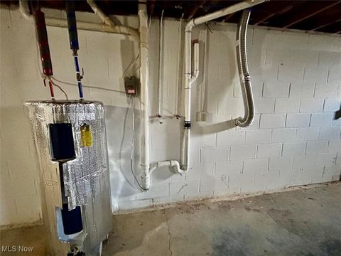 Tiny photo for 85 Belavista Drive, Marietta, OH 45750 (MLS # 5179014)