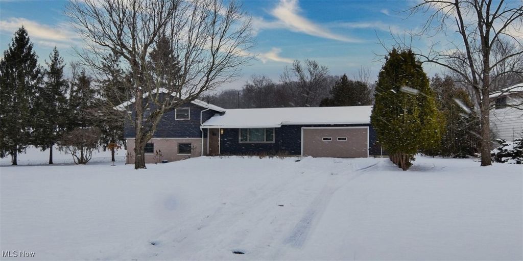 Photo of 9195 Cheyenne Run, Macedonia, OH 44056 (MLS # 5167587)