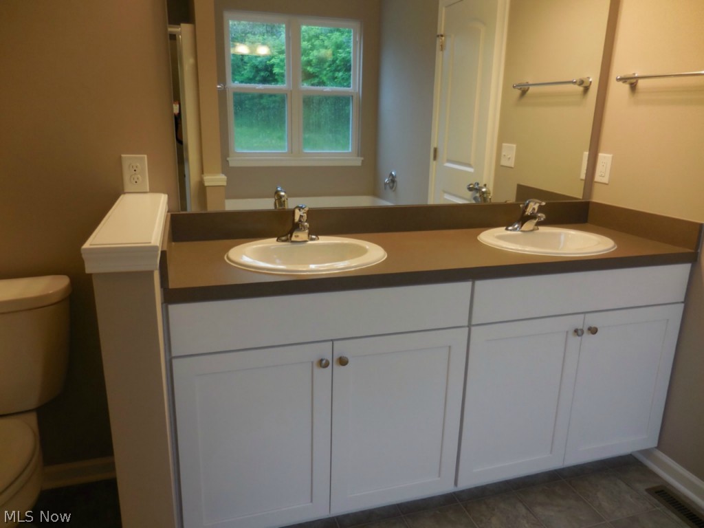 Falls Glen - Residential