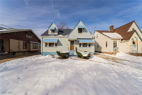 15722 Lydian Avenue, Cleveland, OH 44111 - #: 5176259