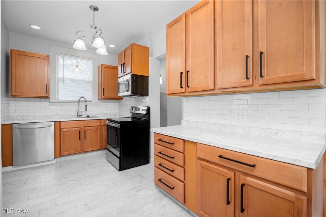 1138 W 6th Street, Lorain, Ohio image 16