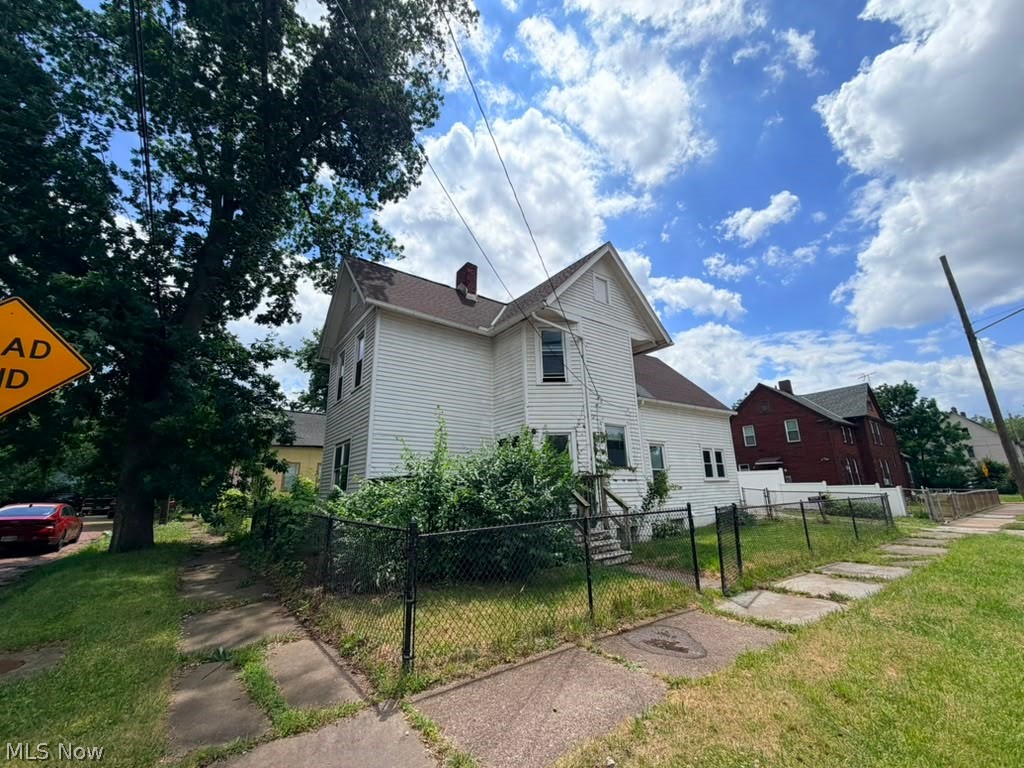 2982 E 67th Street