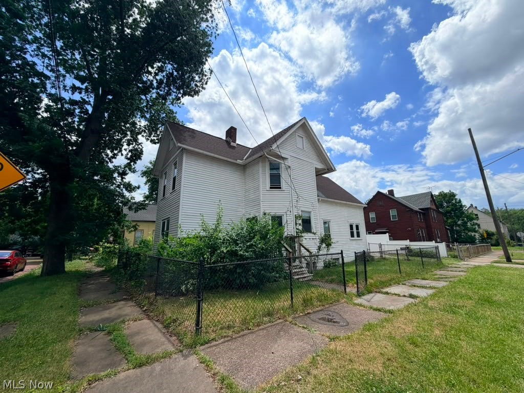 2982 E 67th Street