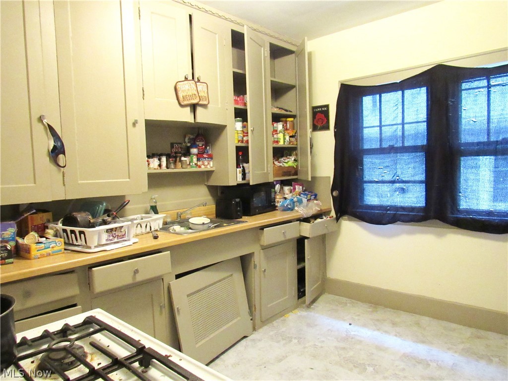 Newton Chalker - Residential Income