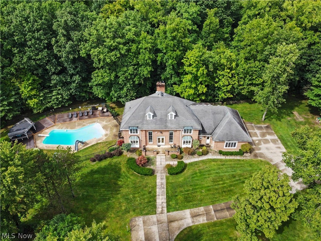 1295 Connecticut Woods Drive