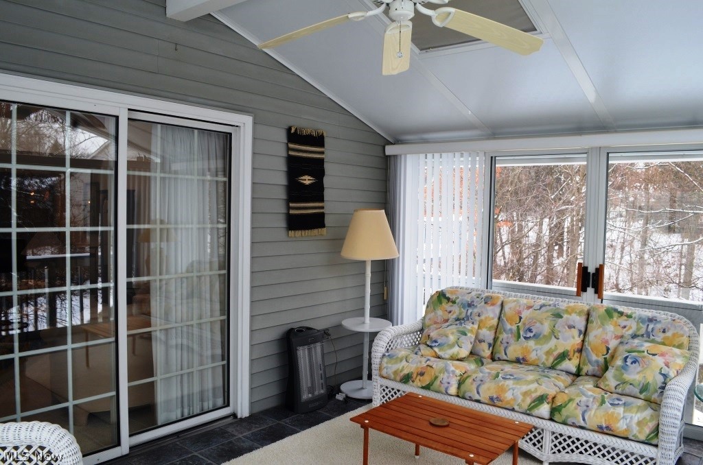 Shady Hollow Condo - Residential