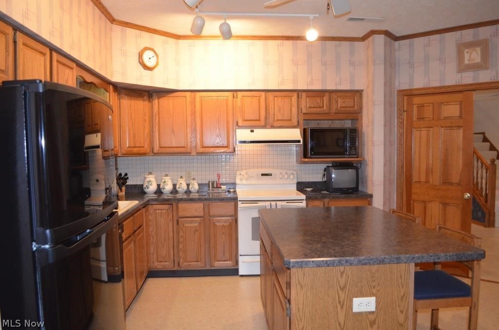 Shady Hollow Condo - Residential