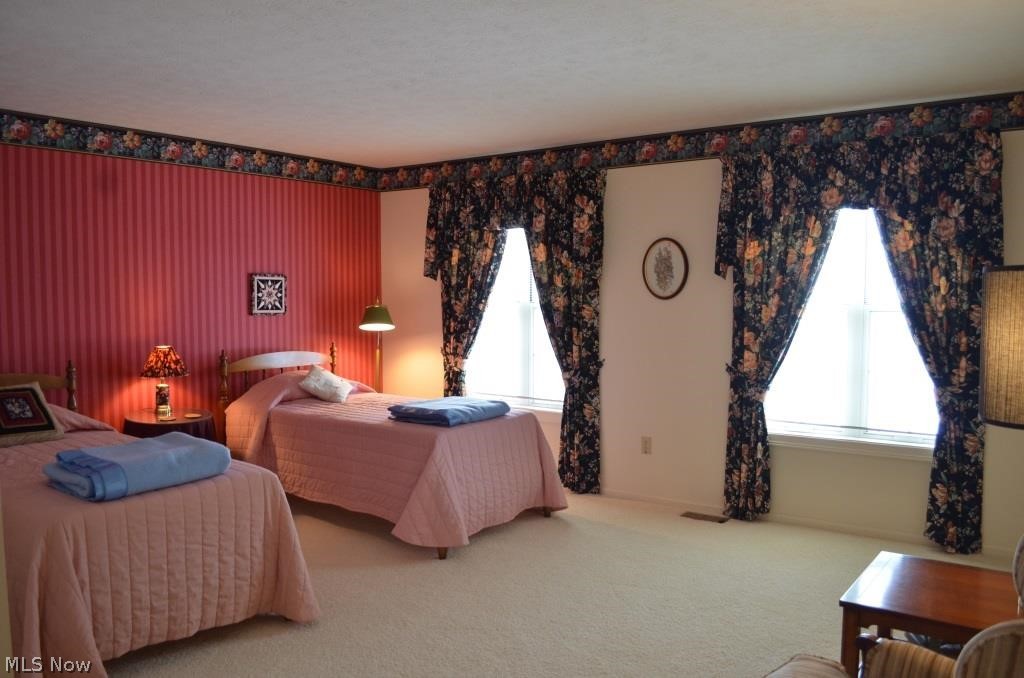 Shady Hollow Condo - Residential