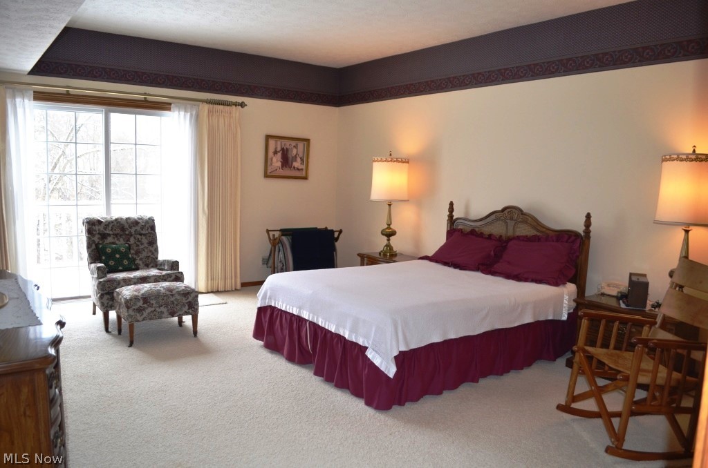 Shady Hollow Condo - Residential