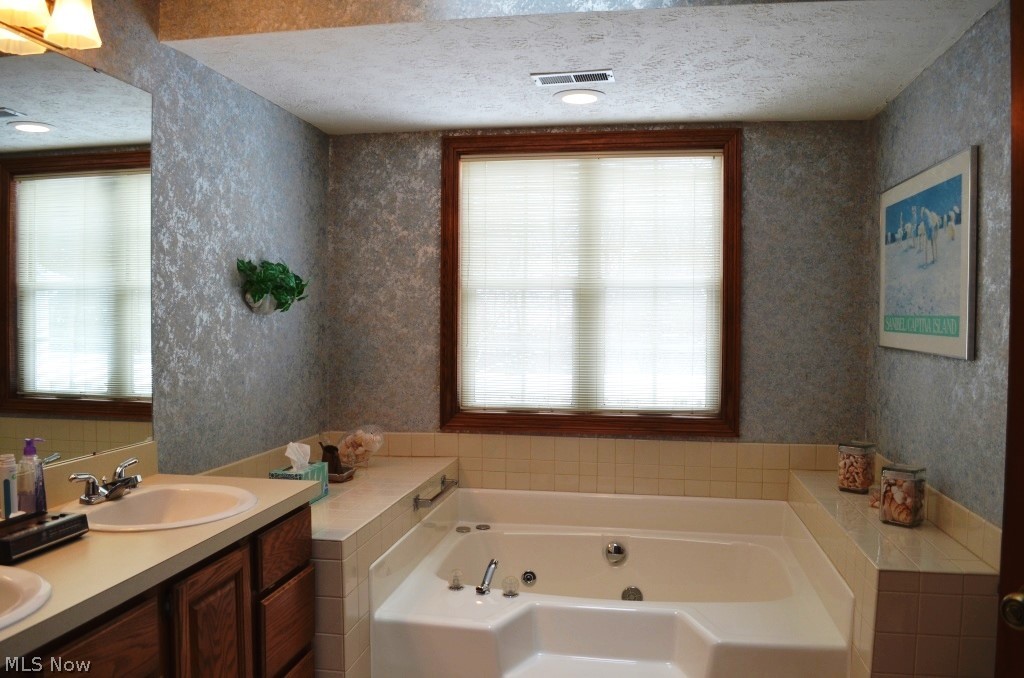 Shady Hollow Condo - Residential