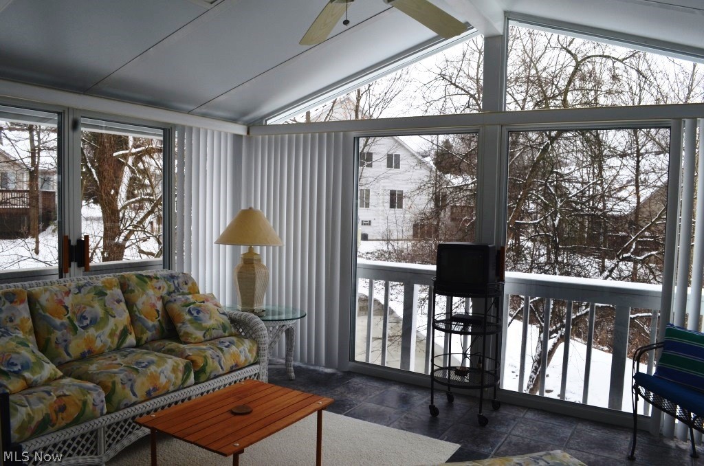 Shady Hollow Condo - Residential