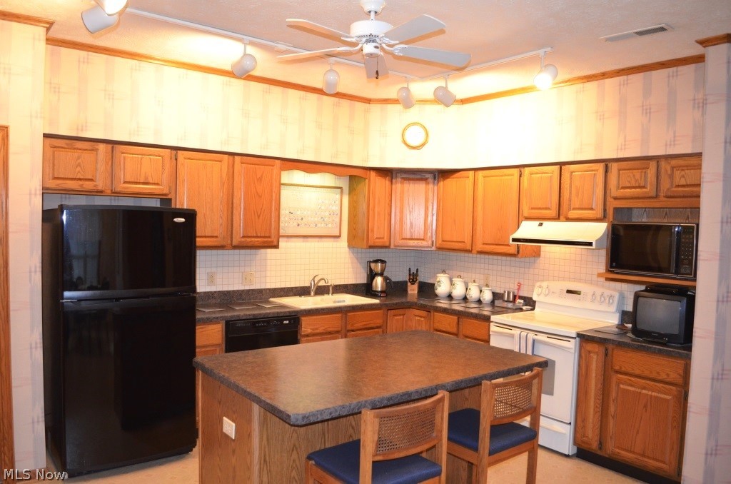 Shady Hollow Condo - Residential