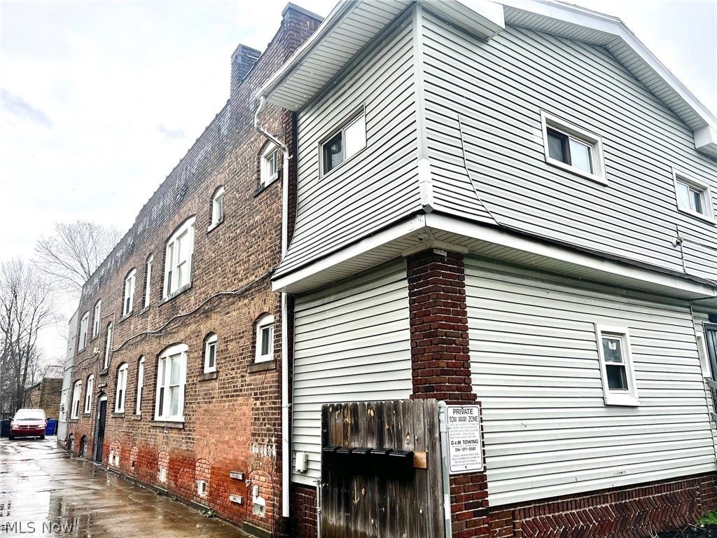 Photo of 12420 Union Avenue, Cleveland, OH 44105 (MLS # 5193460)