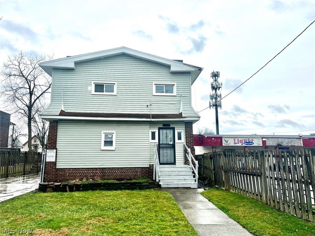 Photo of 12420 Union Avenue, Cleveland, OH 44105 (MLS # 5193460)