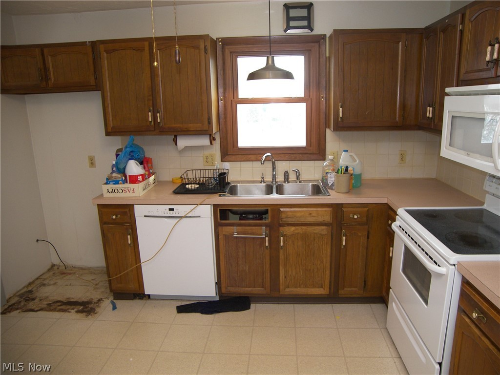 Black River 02 - Residential