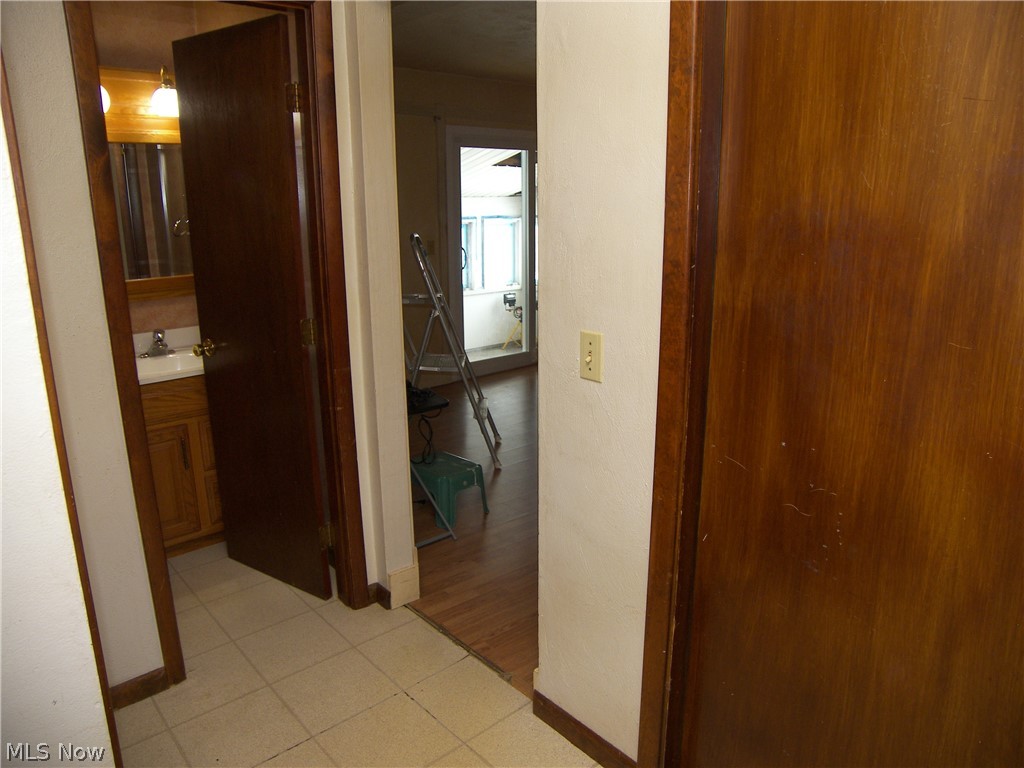 Black River 02 - Residential