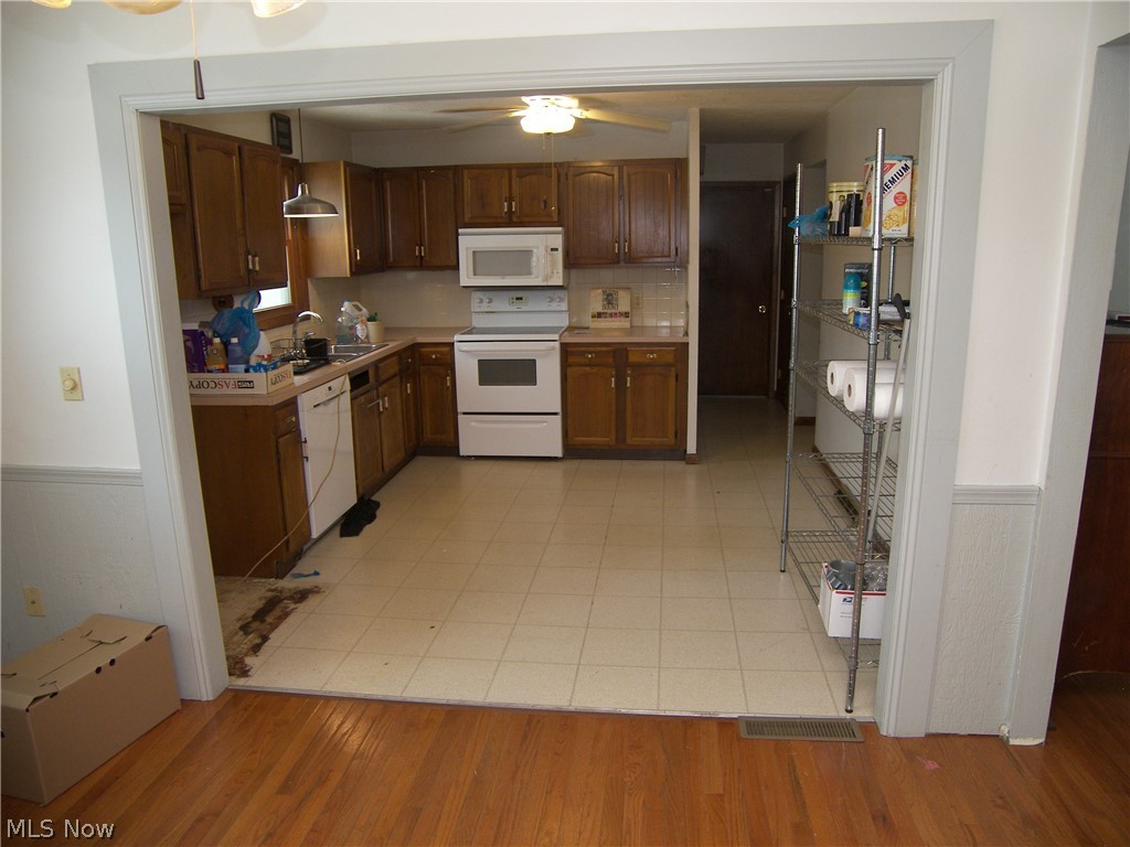 Black River 02 - Residential