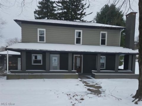 Homes For Sale - 3490 Steubenville Road<br/> Carrollton, OH 44615