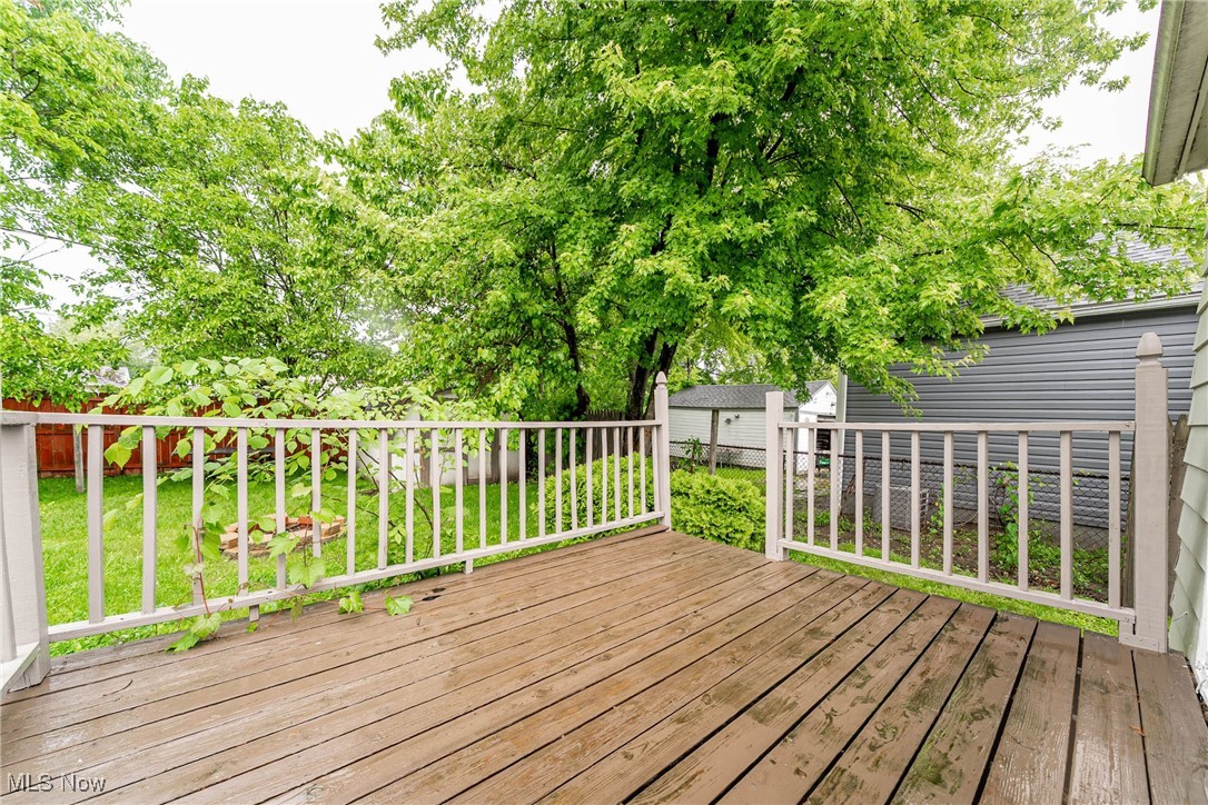 18600 Rockland Avenue, Cleveland, Ohio image 30