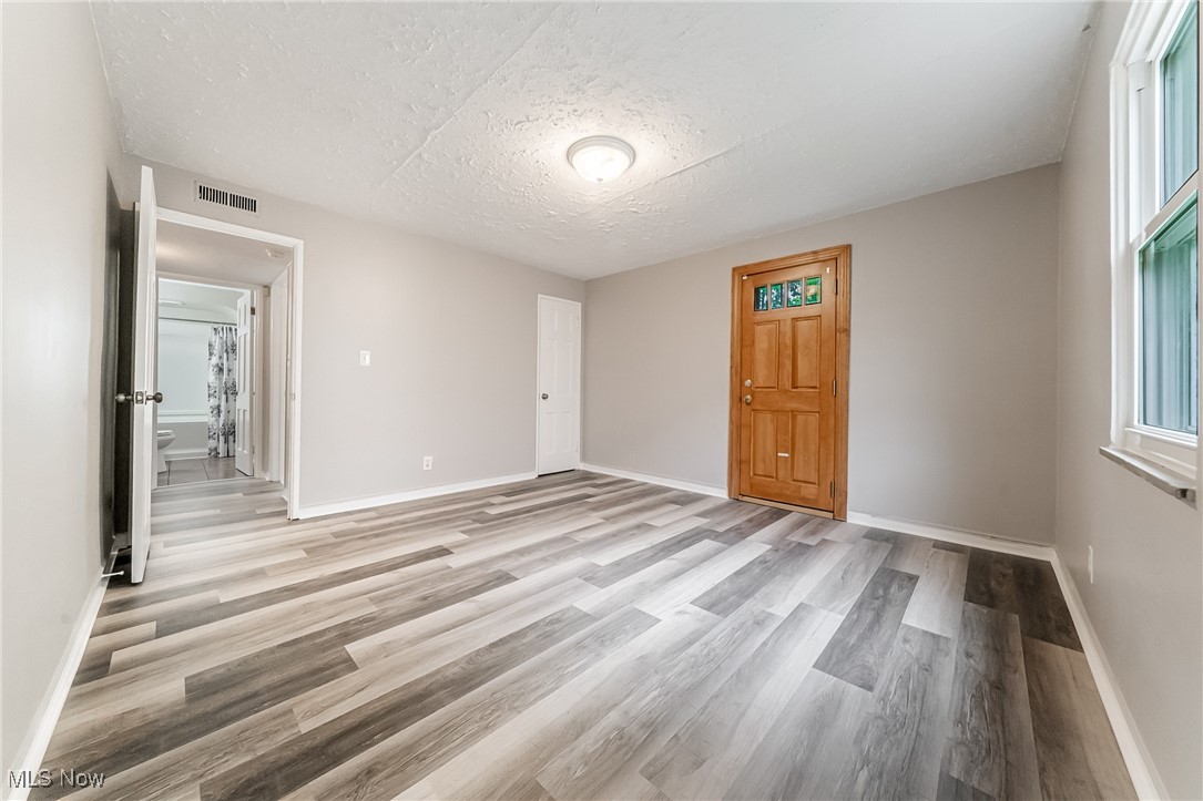 18600 Rockland Avenue, Cleveland, Ohio image 12