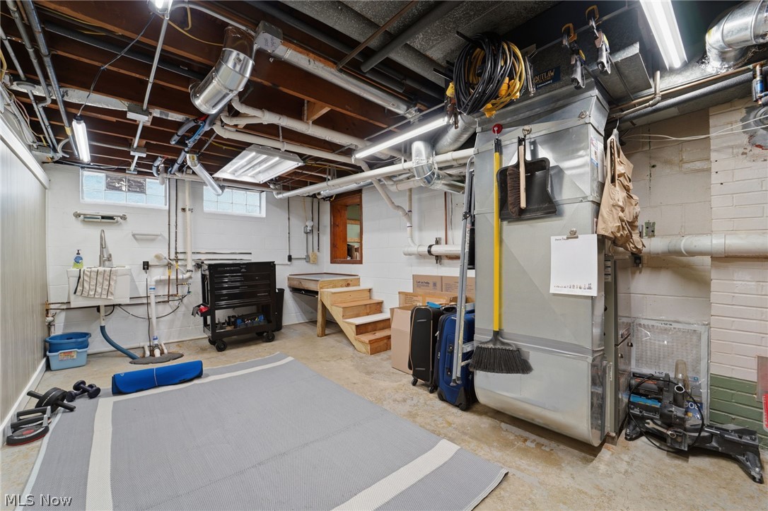 Willoughby Land & Improv - Residential