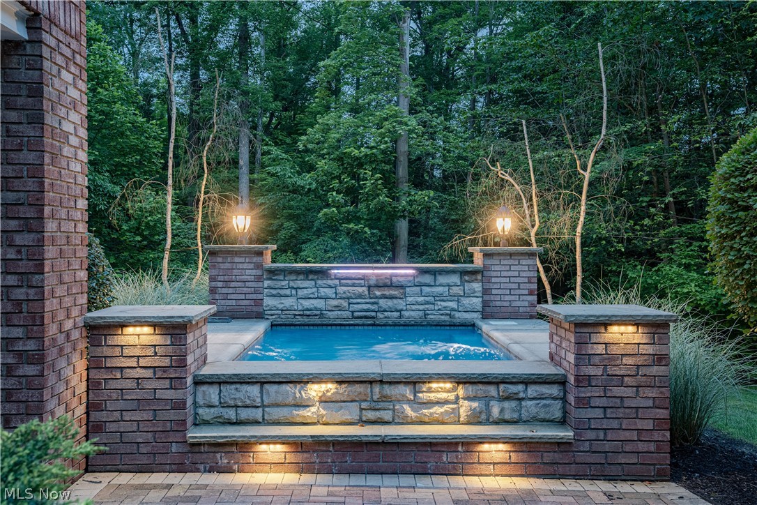 Gray Eagle Point - Residential