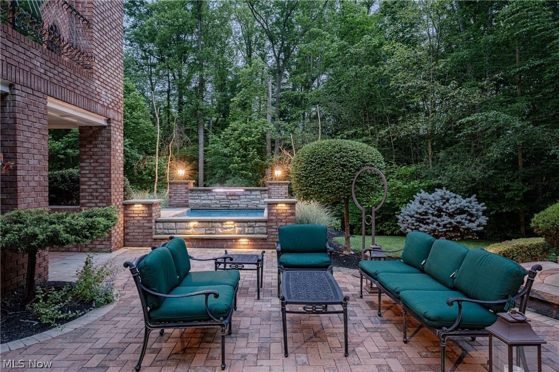 Gray Eagle Point - Residential