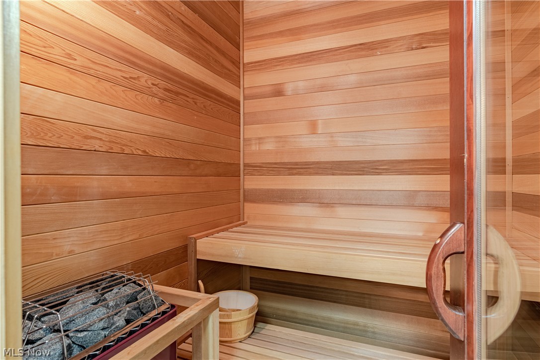 Gray Eagle Point - Residential