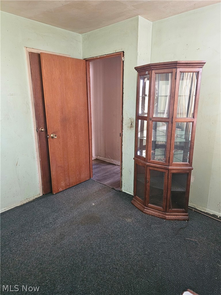 Colonial 03 - Residential