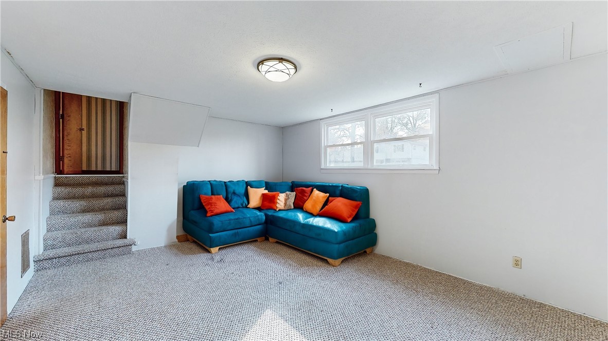 Vill Gr Sub - Residential