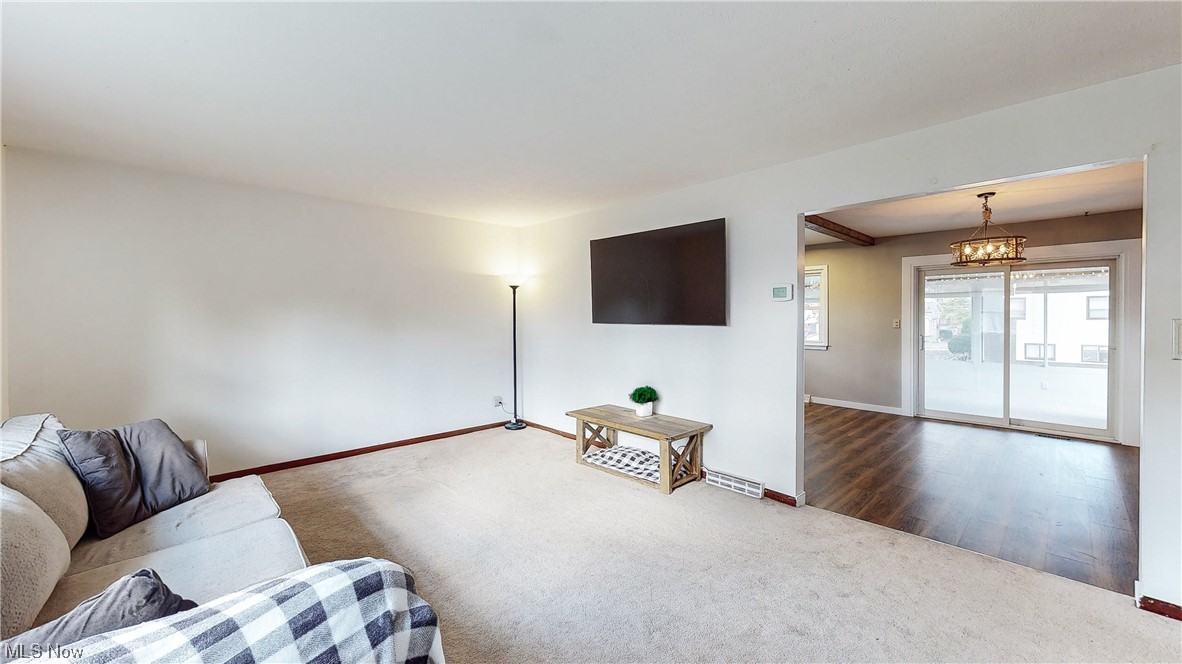 Vill Gr Sub - Residential