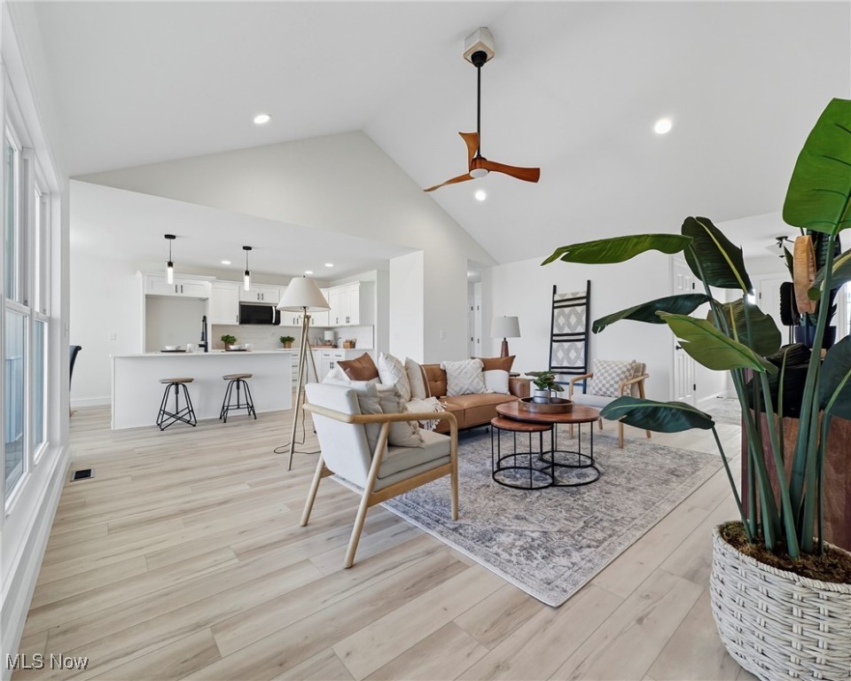 Saybrook Pointe Condo Ph 14 - Residential
