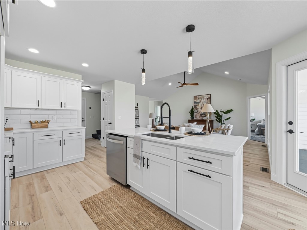Saybrook Pointe Condo Ph 14 - Residential