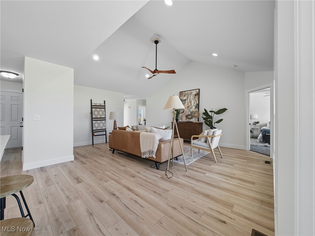 Saybrook Pointe Condo Ph 14 - Residential